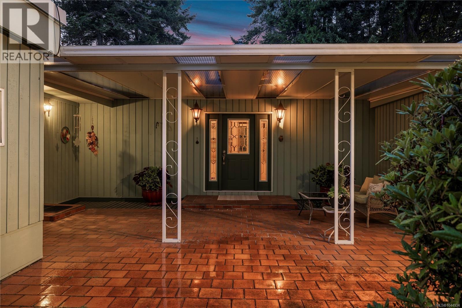 489 Bayview Terr - Image 65