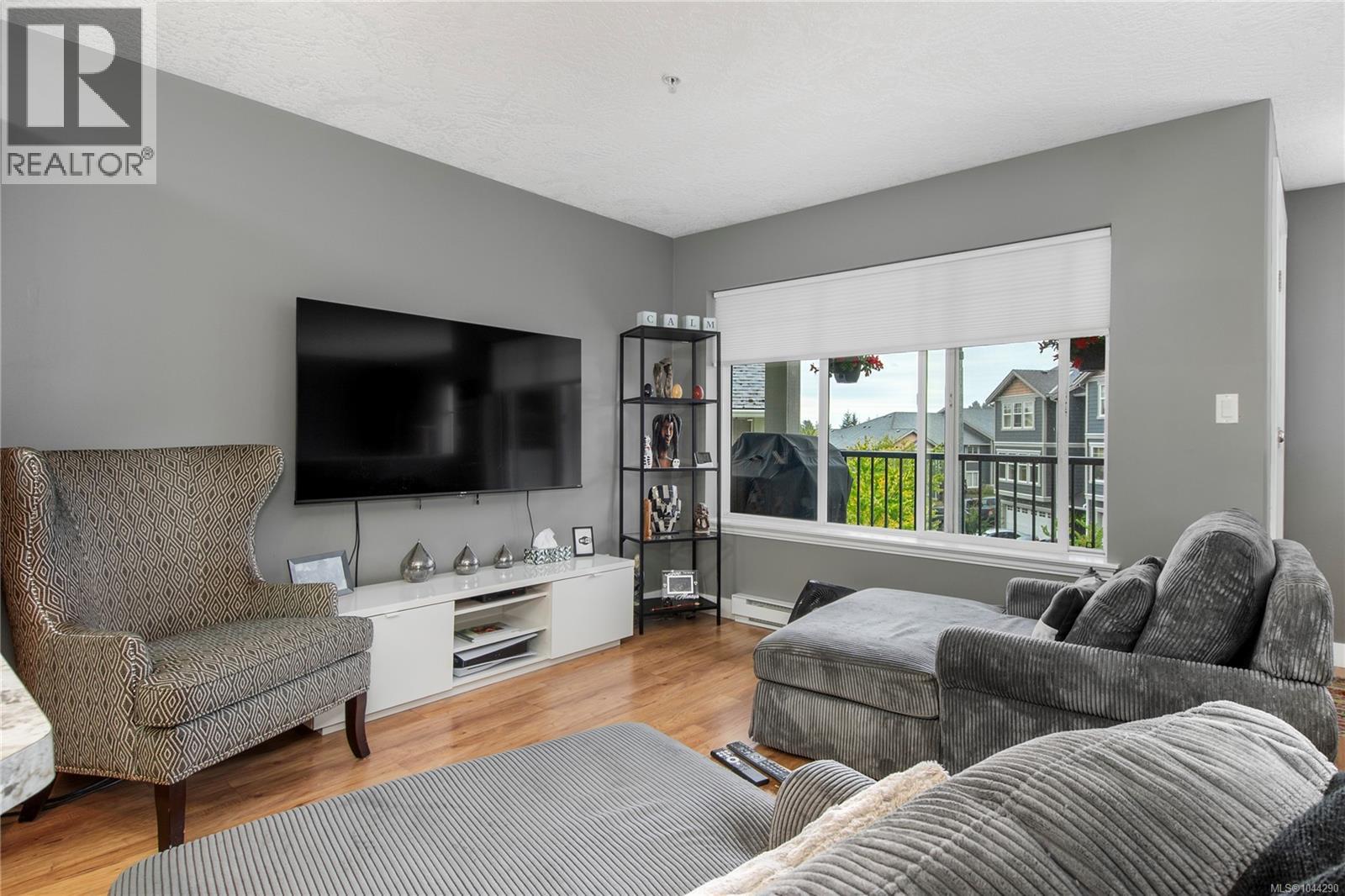 #109 701 HILCHEY Rd - Image 9