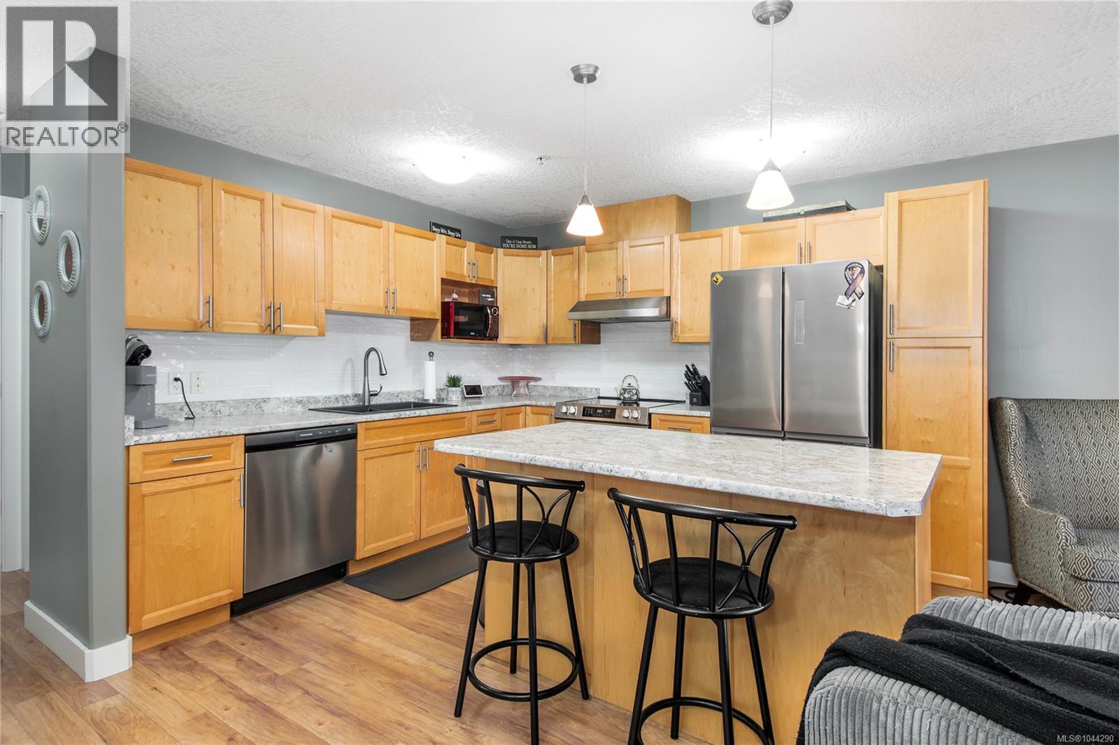 #109 701 HILCHEY Rd - 2