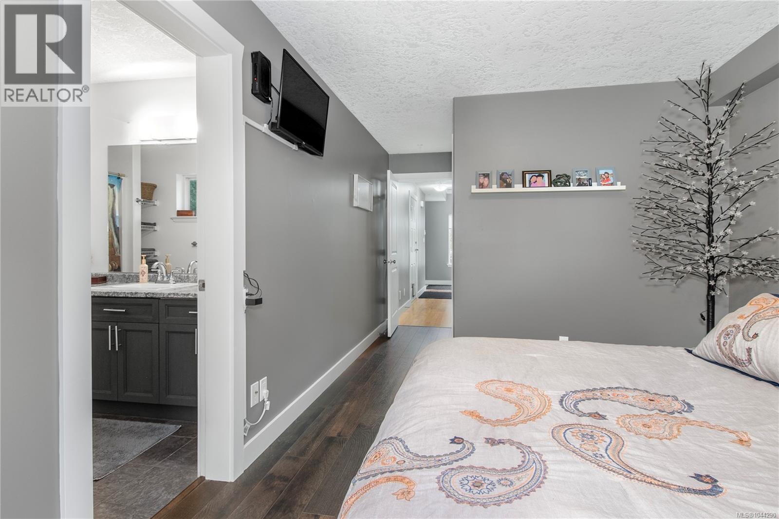 #109 701 HILCHEY Rd - Image 22