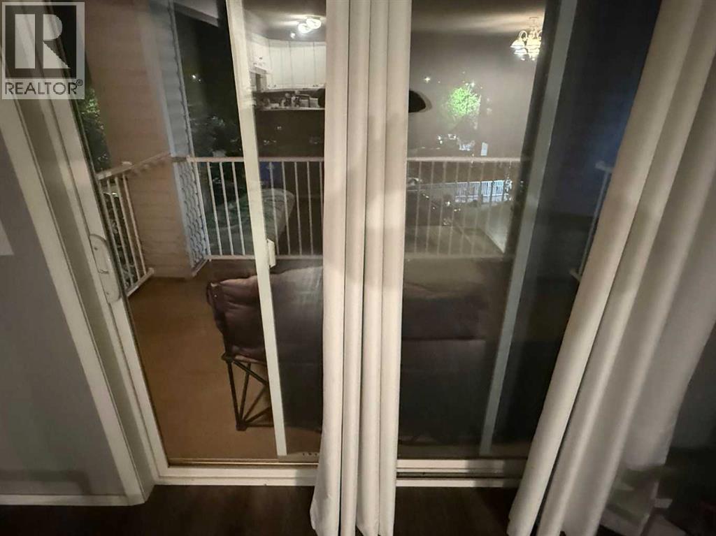 #310 60 Lawford Avenue - Image 8