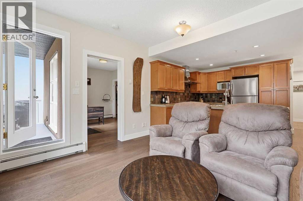 #305 532 5 Avenue NE - 12
