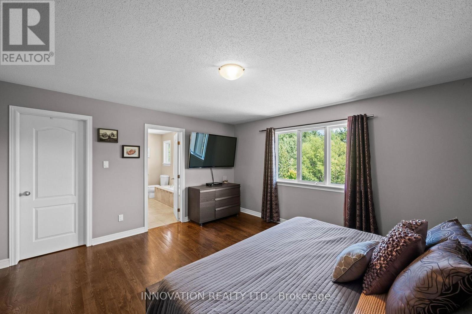 54 FRANCES COLBERT AVENUE - 21