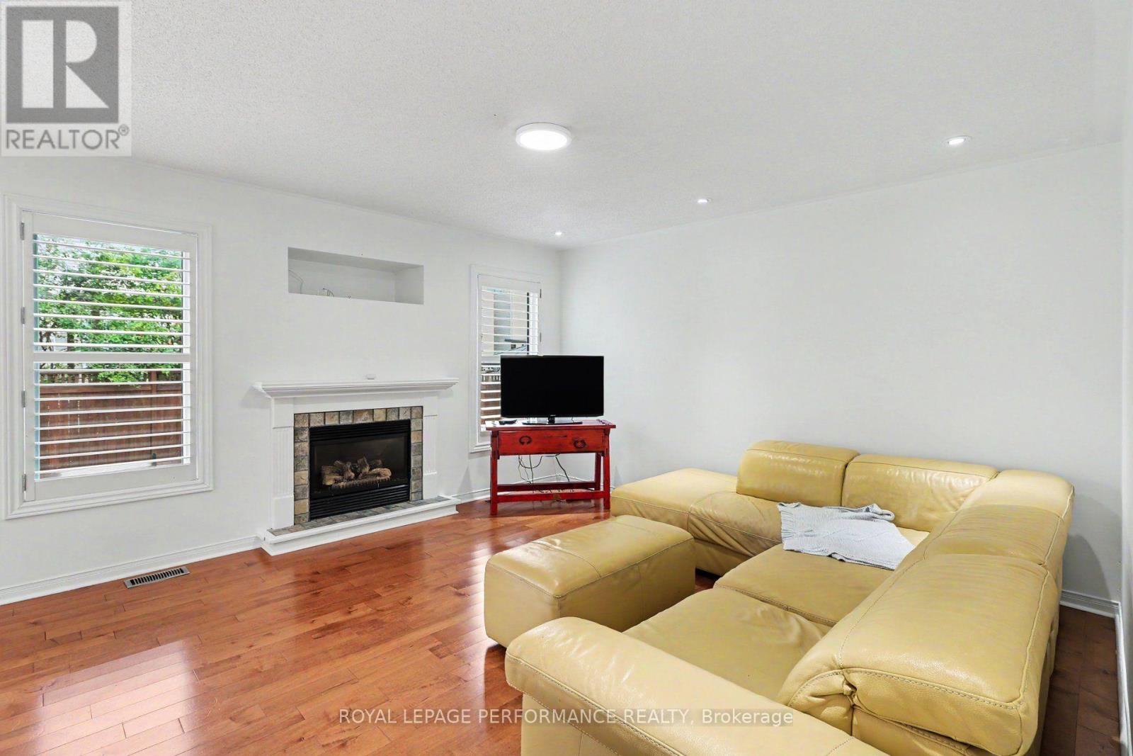 6020 Longleaf Drive