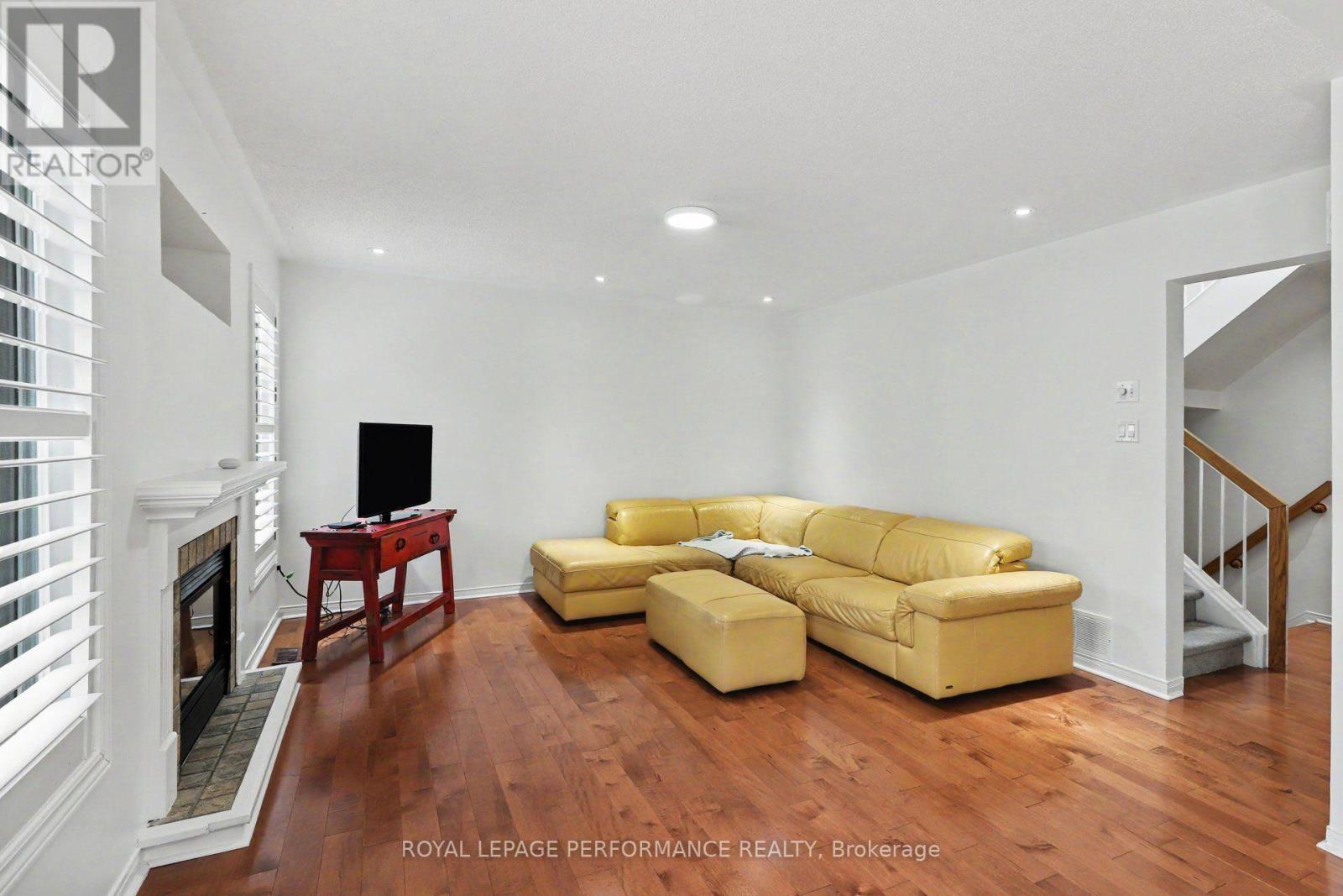 6020 Longleaf Drive