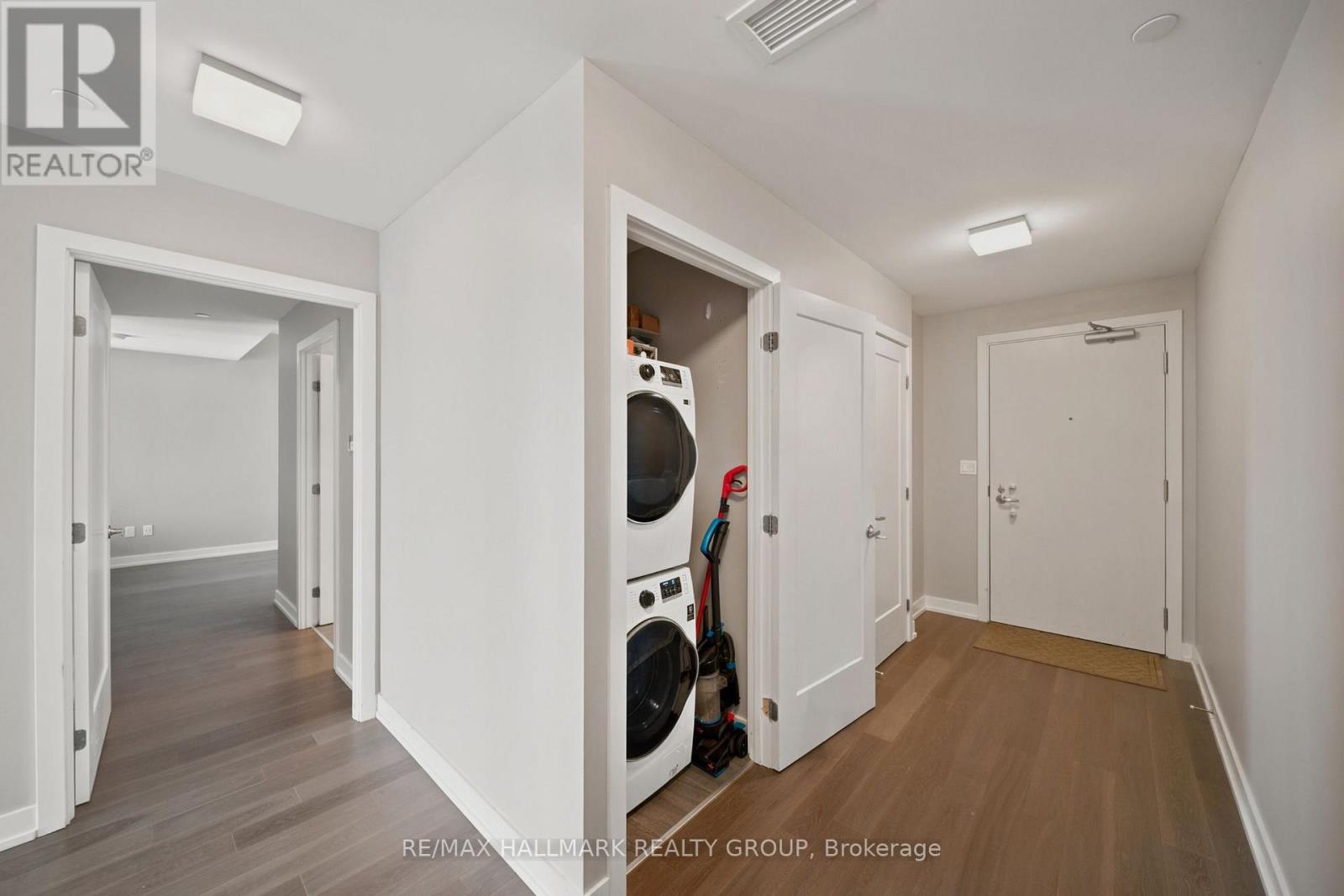 2 Bed, 2 Bath Apartment for Rent in Ottawa – 610 – 530 DE MAZENOD AVENUE, Ottawa – MLS# X13635576 - Image 9