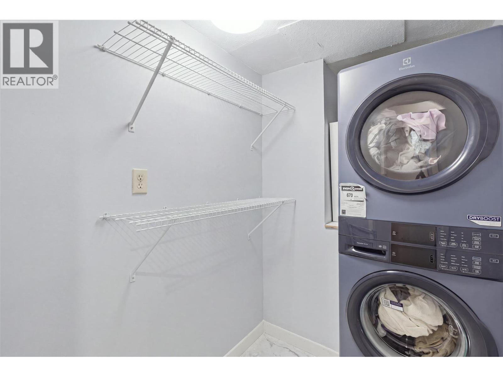 728 DRIFTWOOD Place - Image 53