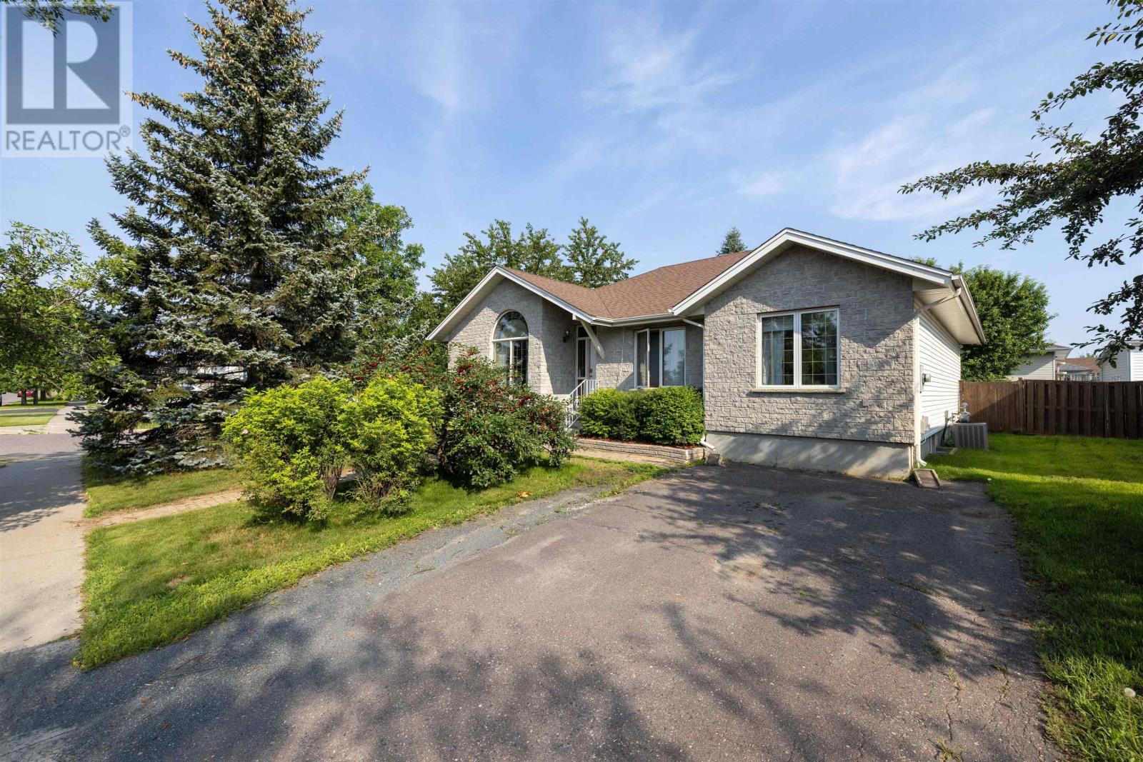 757 Porcupine BLVD - 39