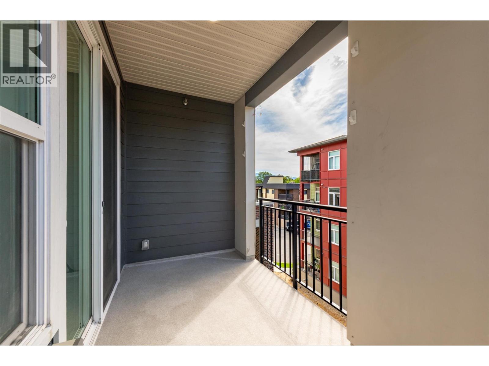 306 1775 Chapman Place, Kelowna