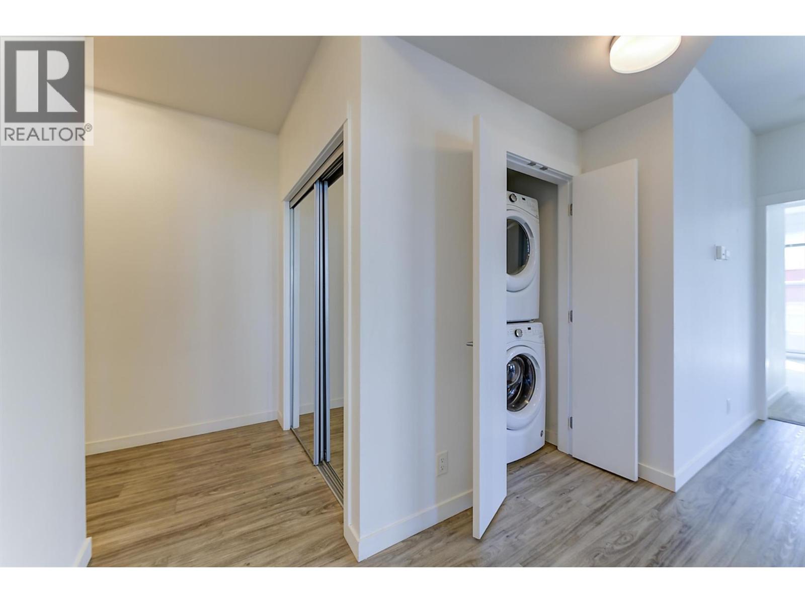 306 1775 Chapman Place, Kelowna
