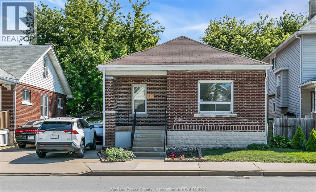 2366 HOWARD
