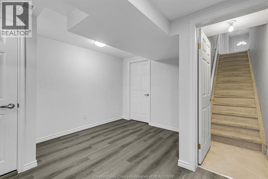 1899 CASTLETON AVENUE - 18