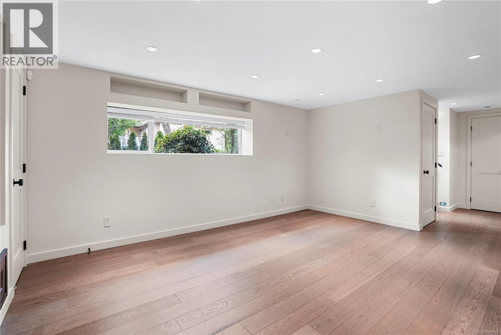 2112 Pentland Rd - 20