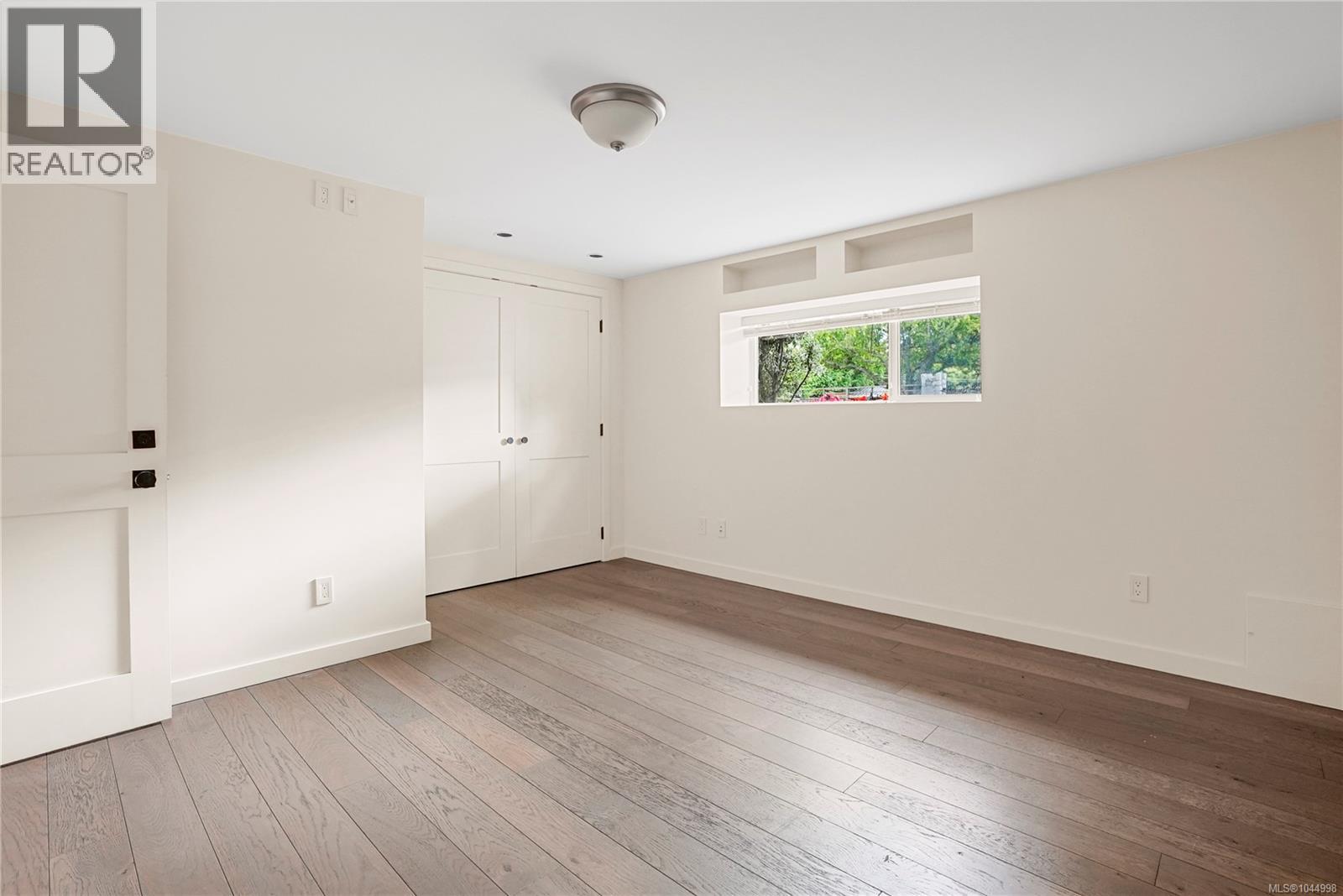 2112 Pentland Rd - 30