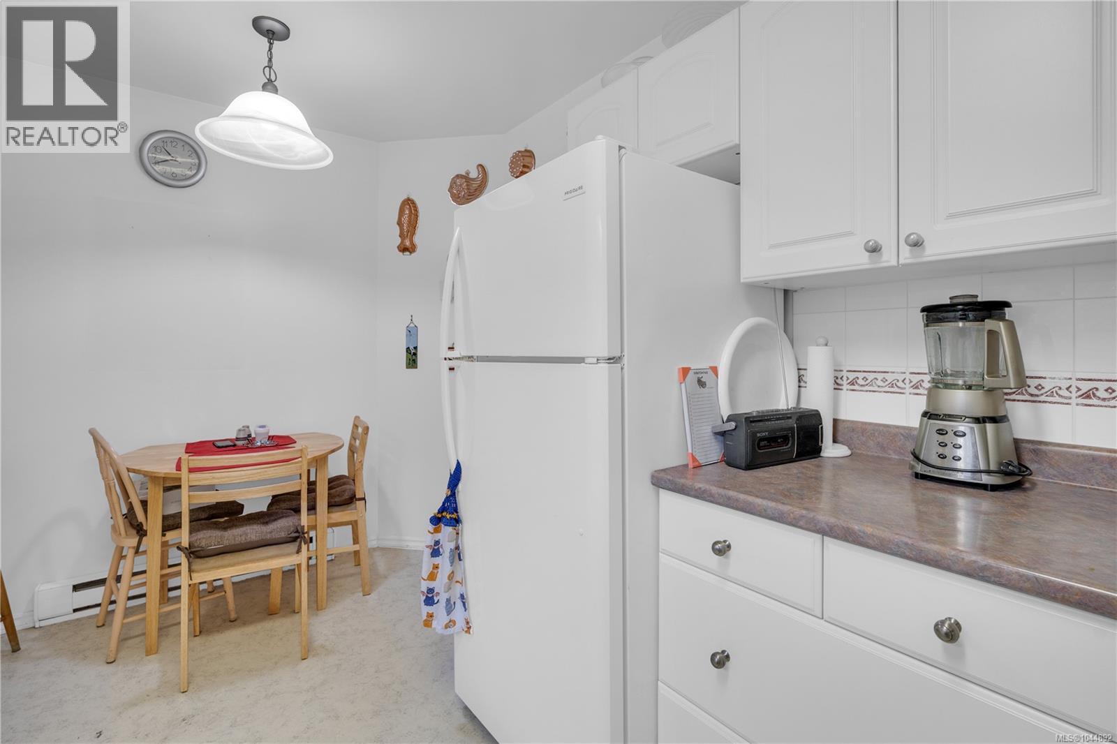 2730 Glen Lake Pl - 9
