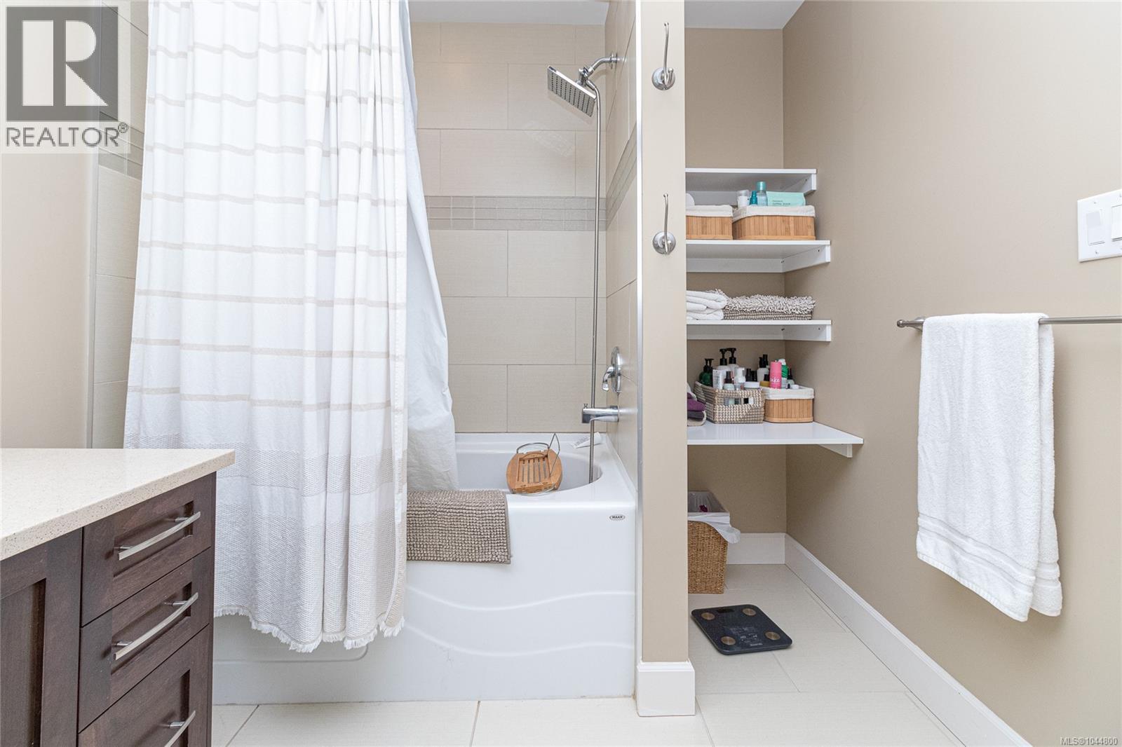 3618 Belsize Close - 18