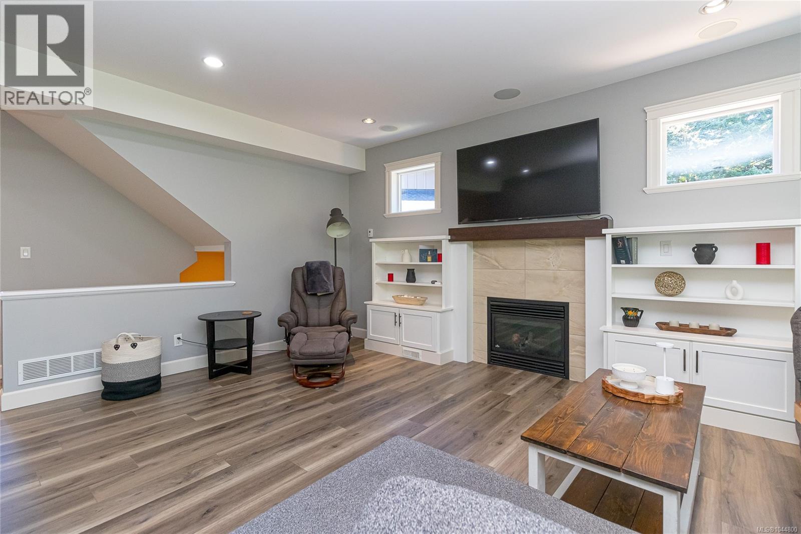 3618 Belsize Close - 7