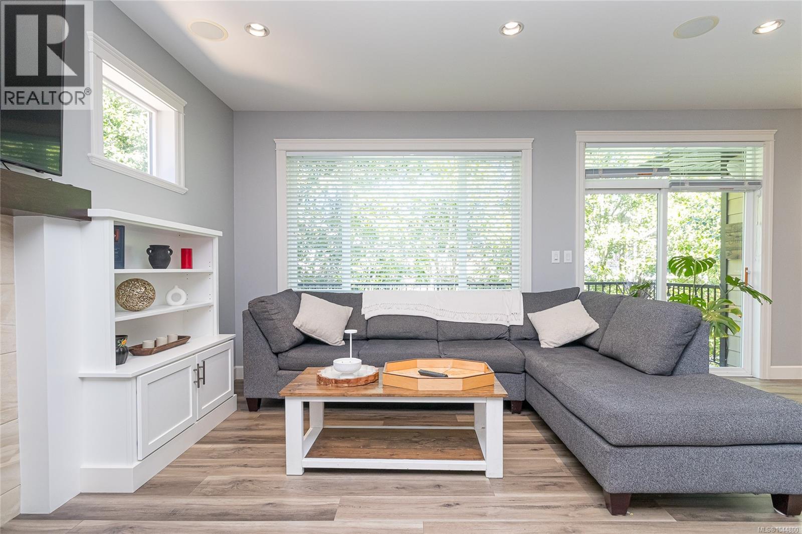 3618 Belsize Close - 9