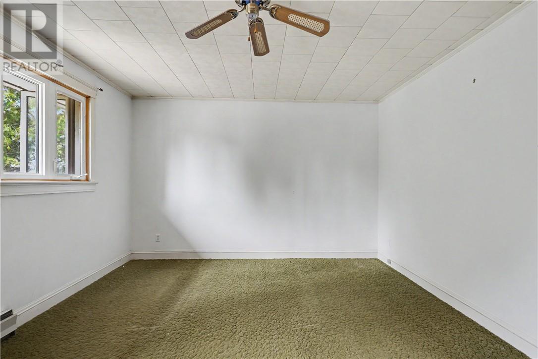 5940 Onwatin Lake Road - Image 25