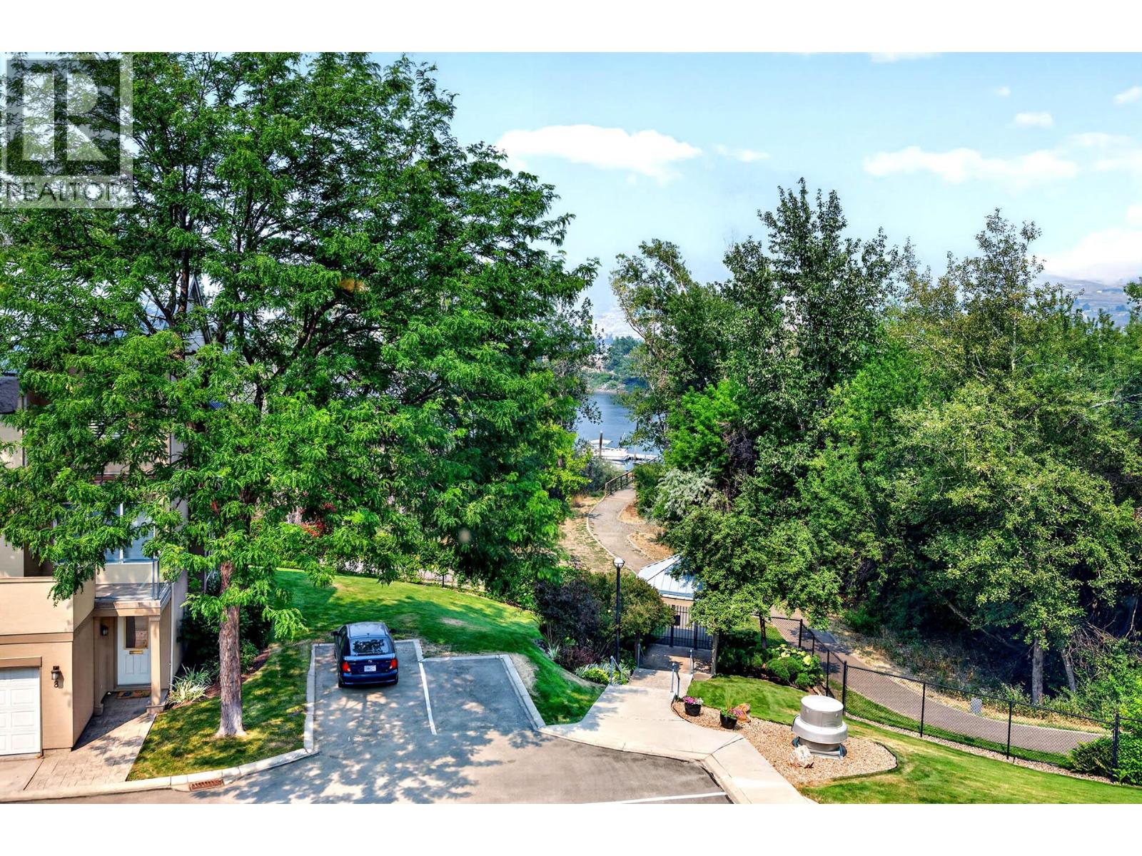 #406 950 Lorne Street - 33