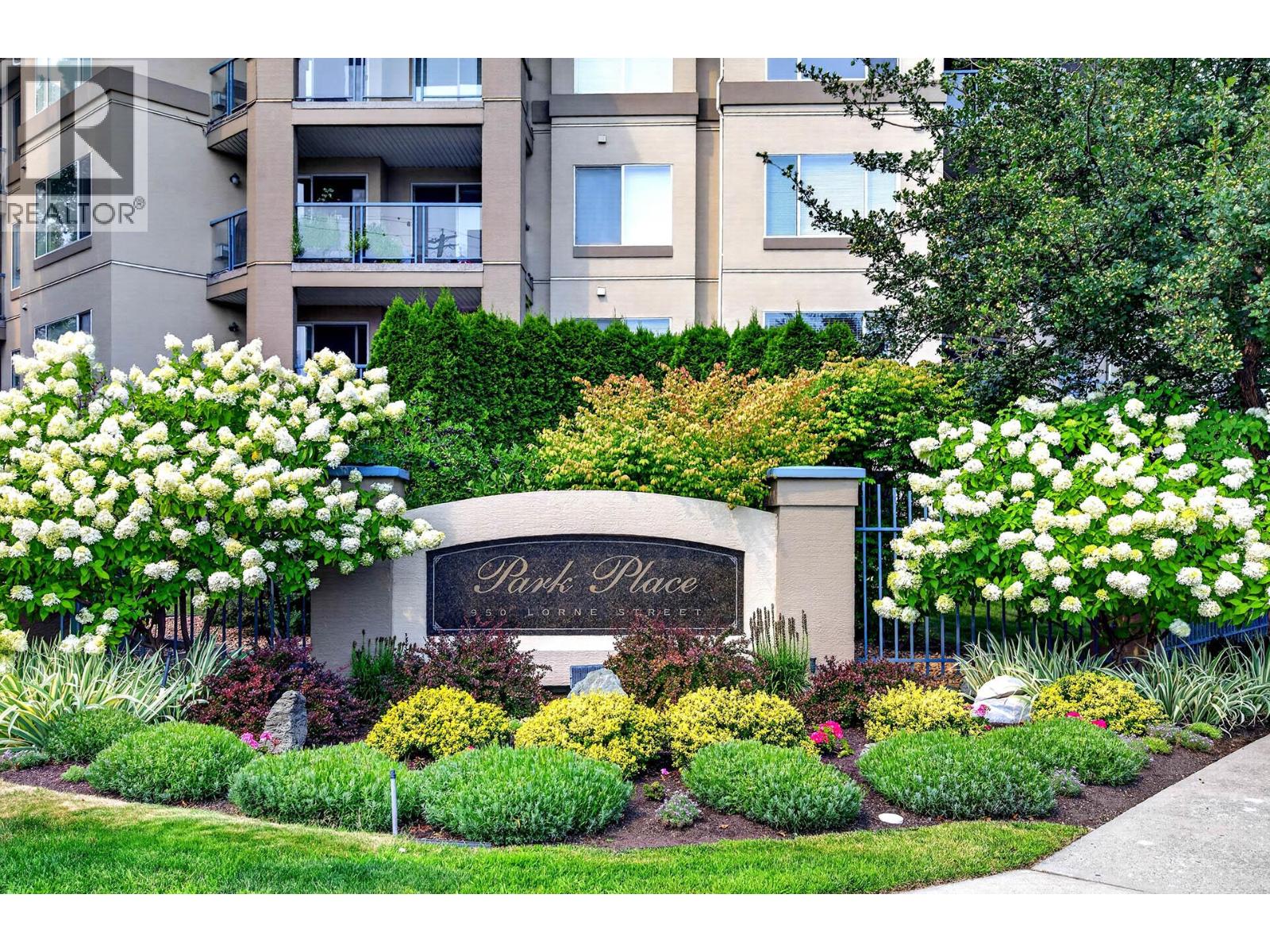 #406 950 Lorne Street - 34