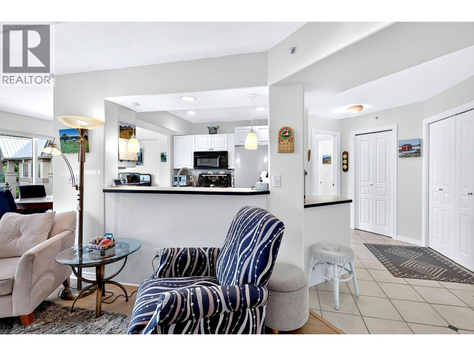 #406 950 Lorne Street - 9