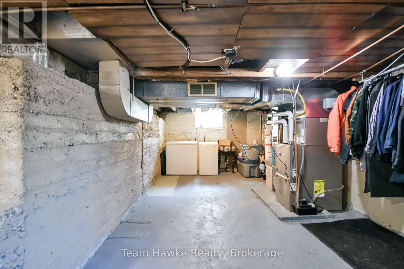 346 YONGE STREET - 36
