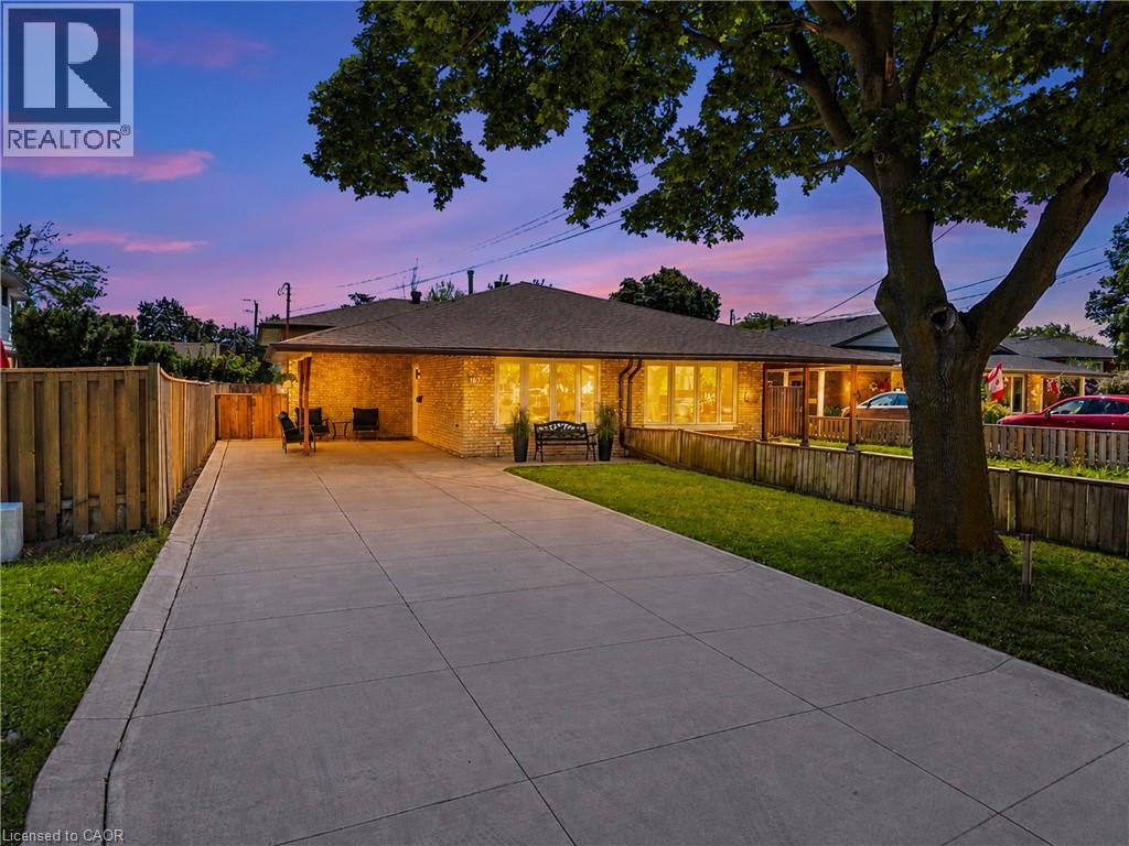 Photo of 167 BERKINDALE Drive