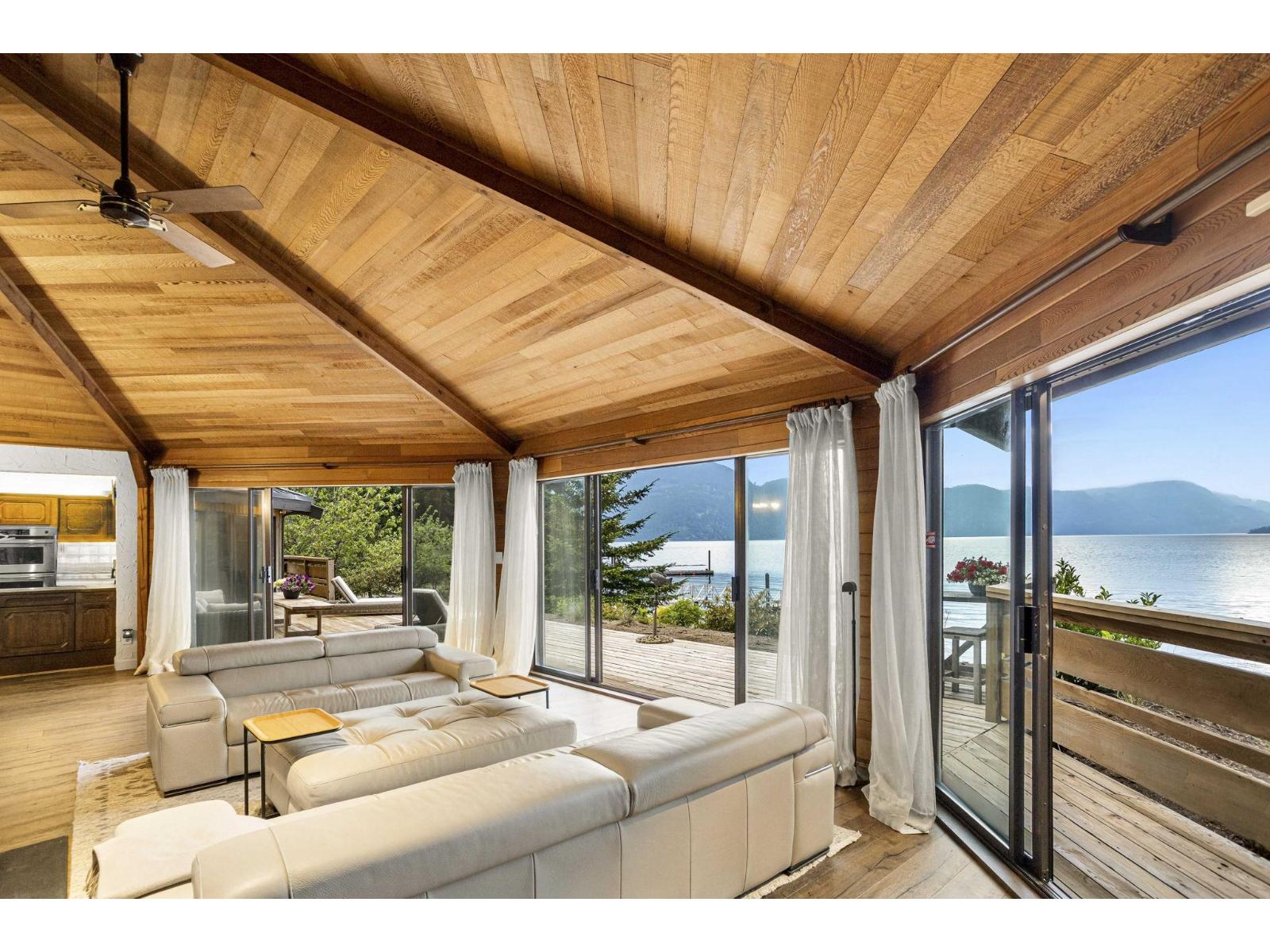 6357 PIRATE LANE, Harrison Lake, Harrison Hot Springs
