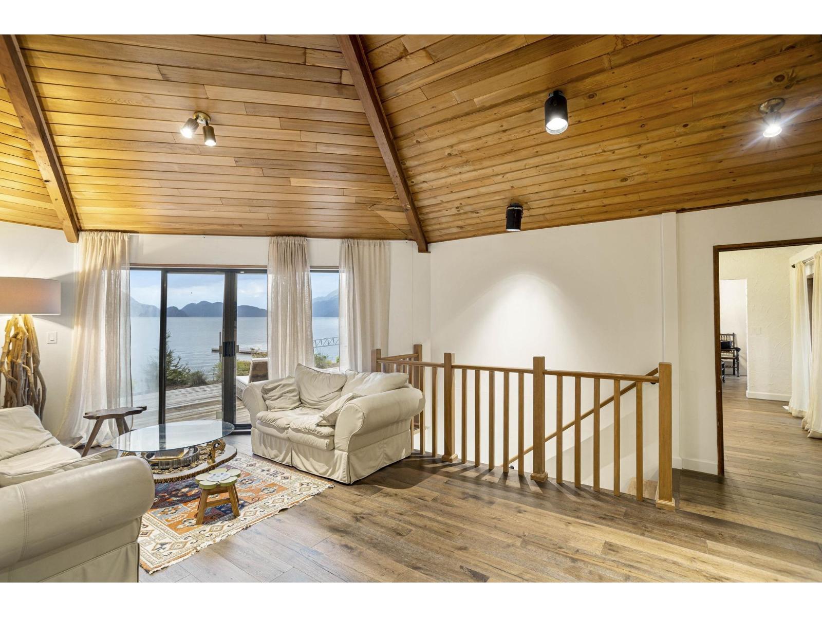 6357 PIRATE LANE, Harrison Lake, Harrison Hot Springs