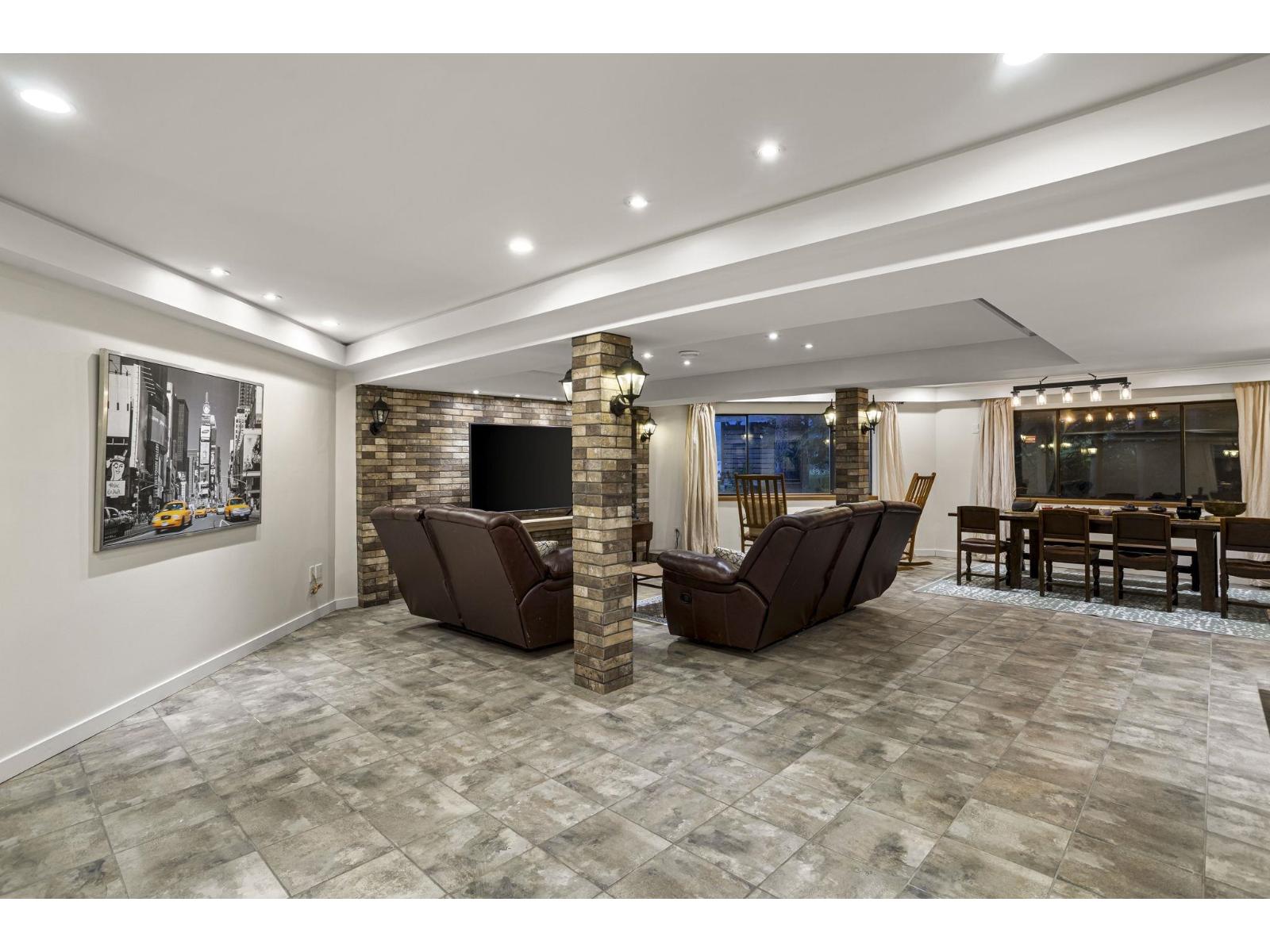 6357 PIRATE LANE, Harrison Lake, Harrison Hot Springs