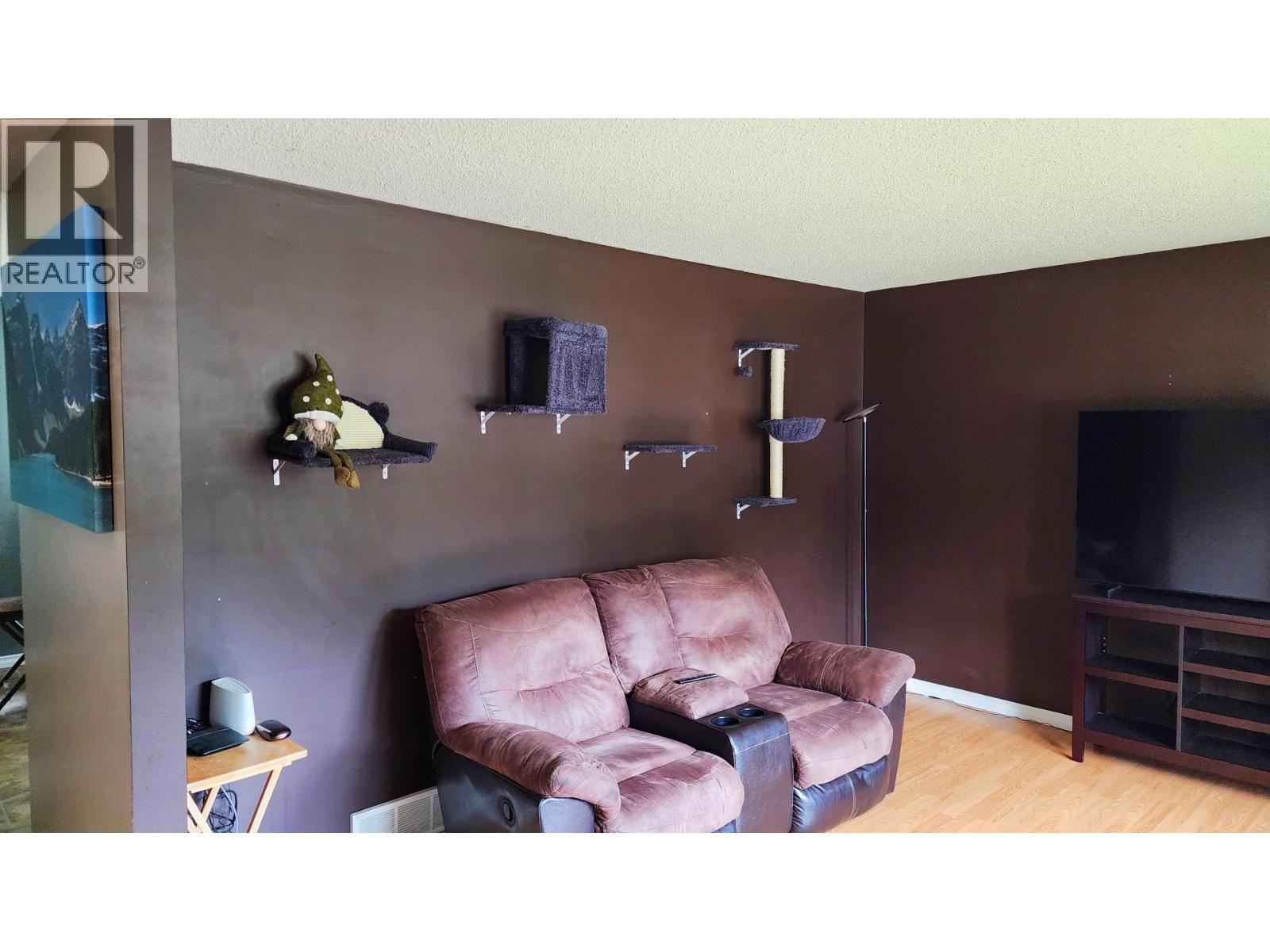 6266 BIRCHWOOD DRIVE - 5