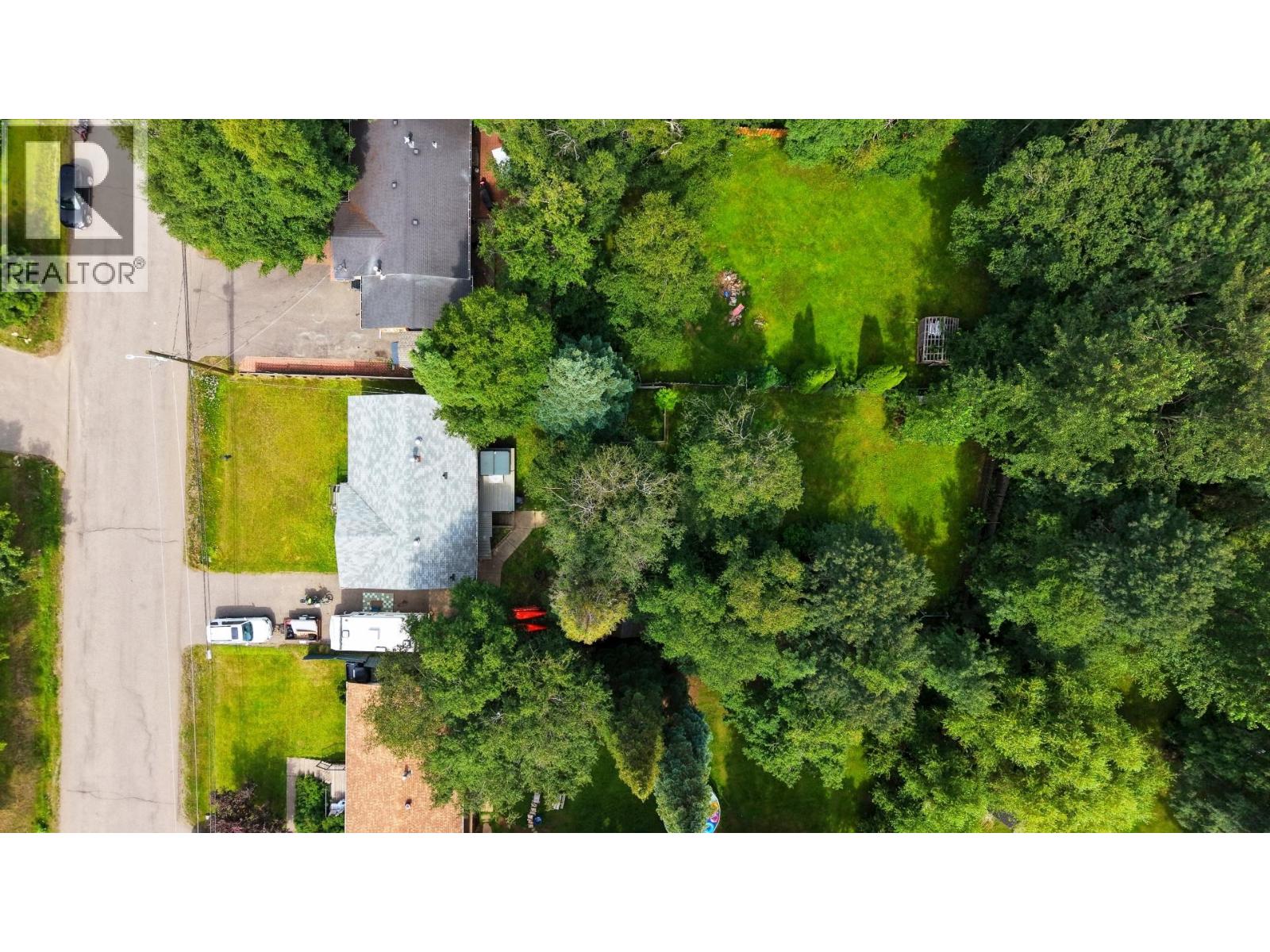 6266 BIRCHWOOD DRIVE - Image 23