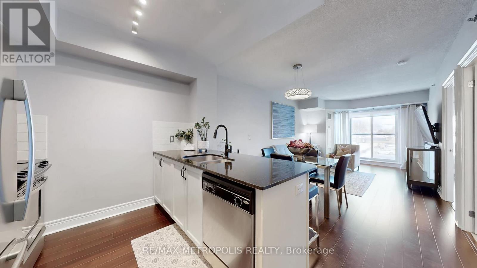 #228 701 SHEPPARD AVENUE W - 11