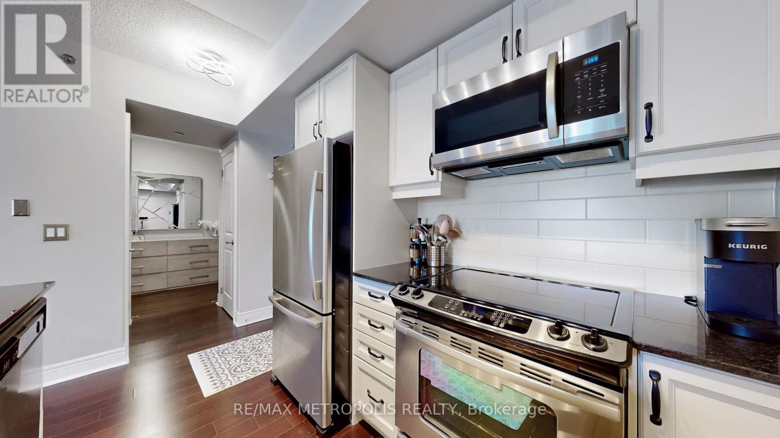 #228 701 SHEPPARD AVENUE W - 14