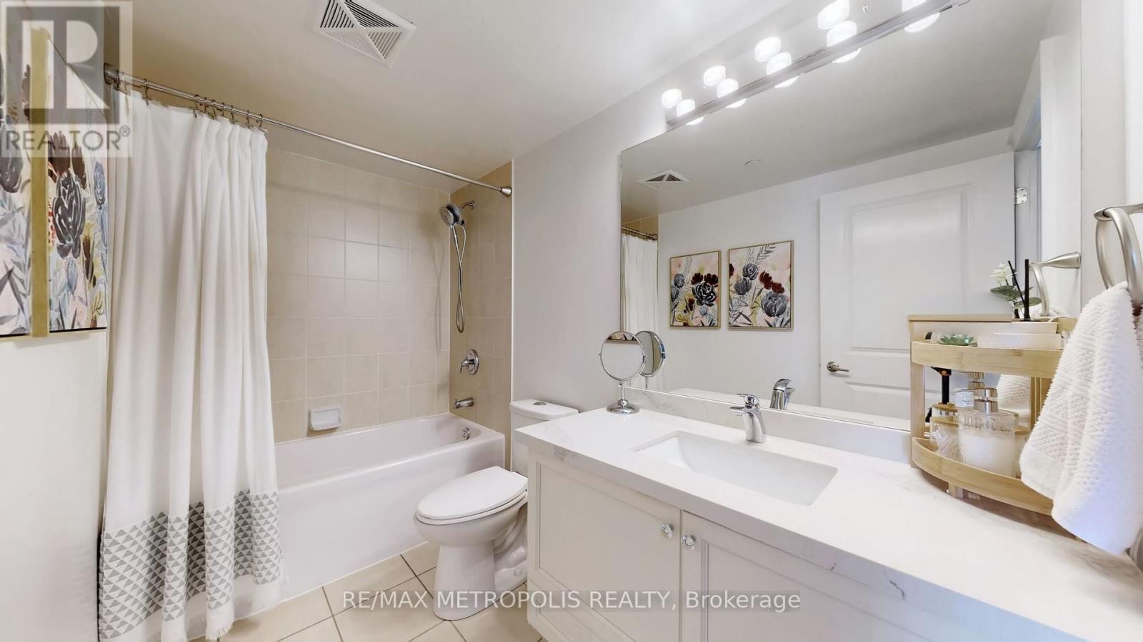 #228 701 SHEPPARD AVENUE W - 23
