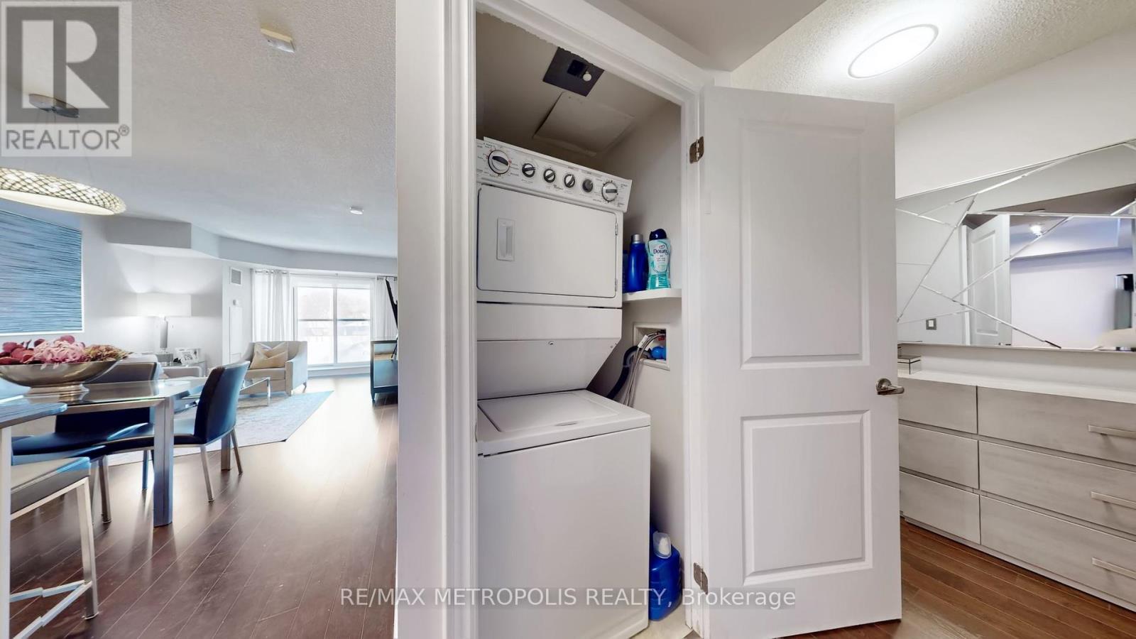 #228 701 SHEPPARD AVENUE W - 25