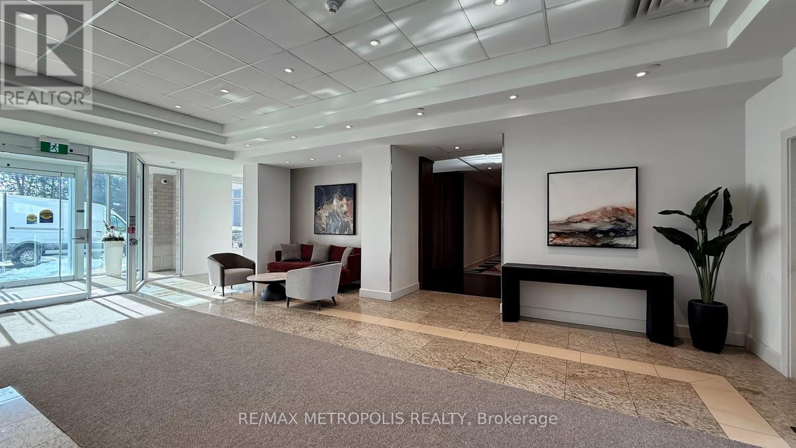 #228 701 SHEPPARD AVENUE W - 33