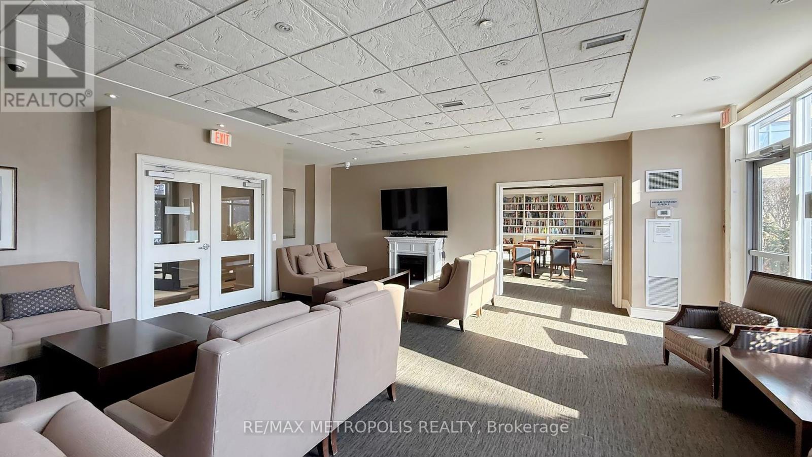 #228 701 SHEPPARD AVENUE W - Image 37