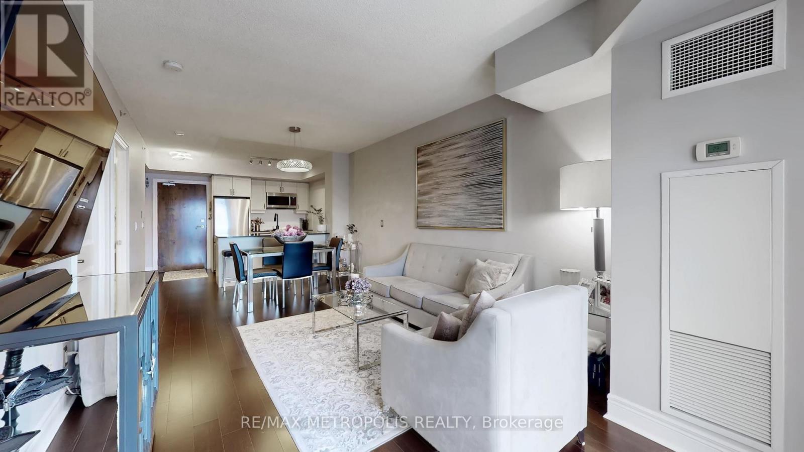 #228 701 SHEPPARD AVENUE W - 6