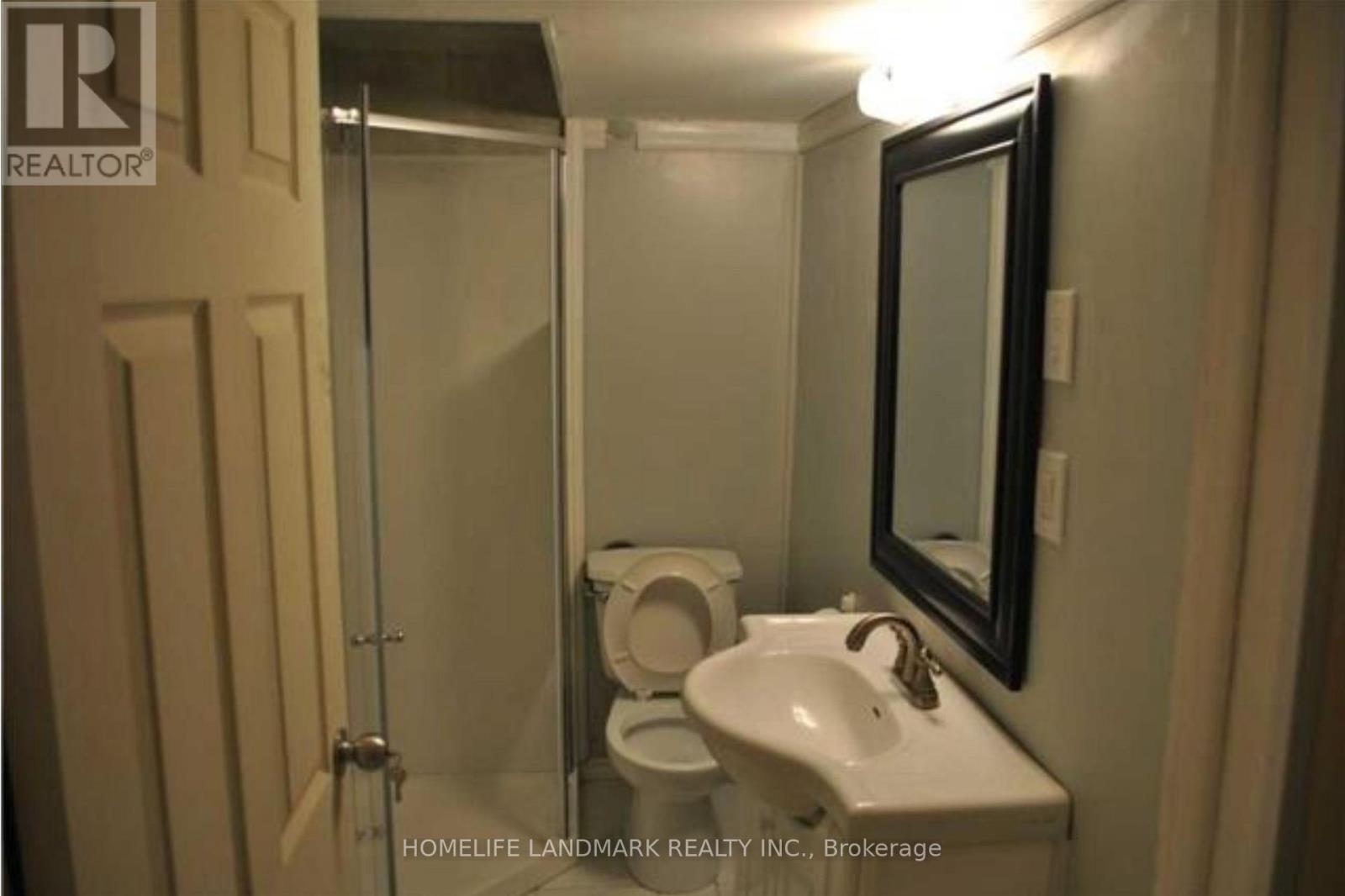 28 ROYWOOD DRIVE - 13