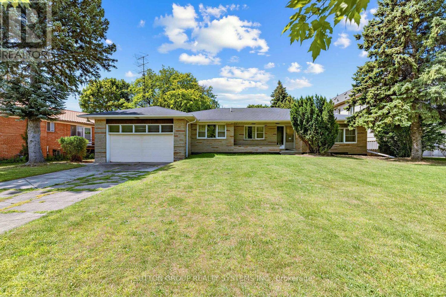 4 BANBURY ROAD - 1