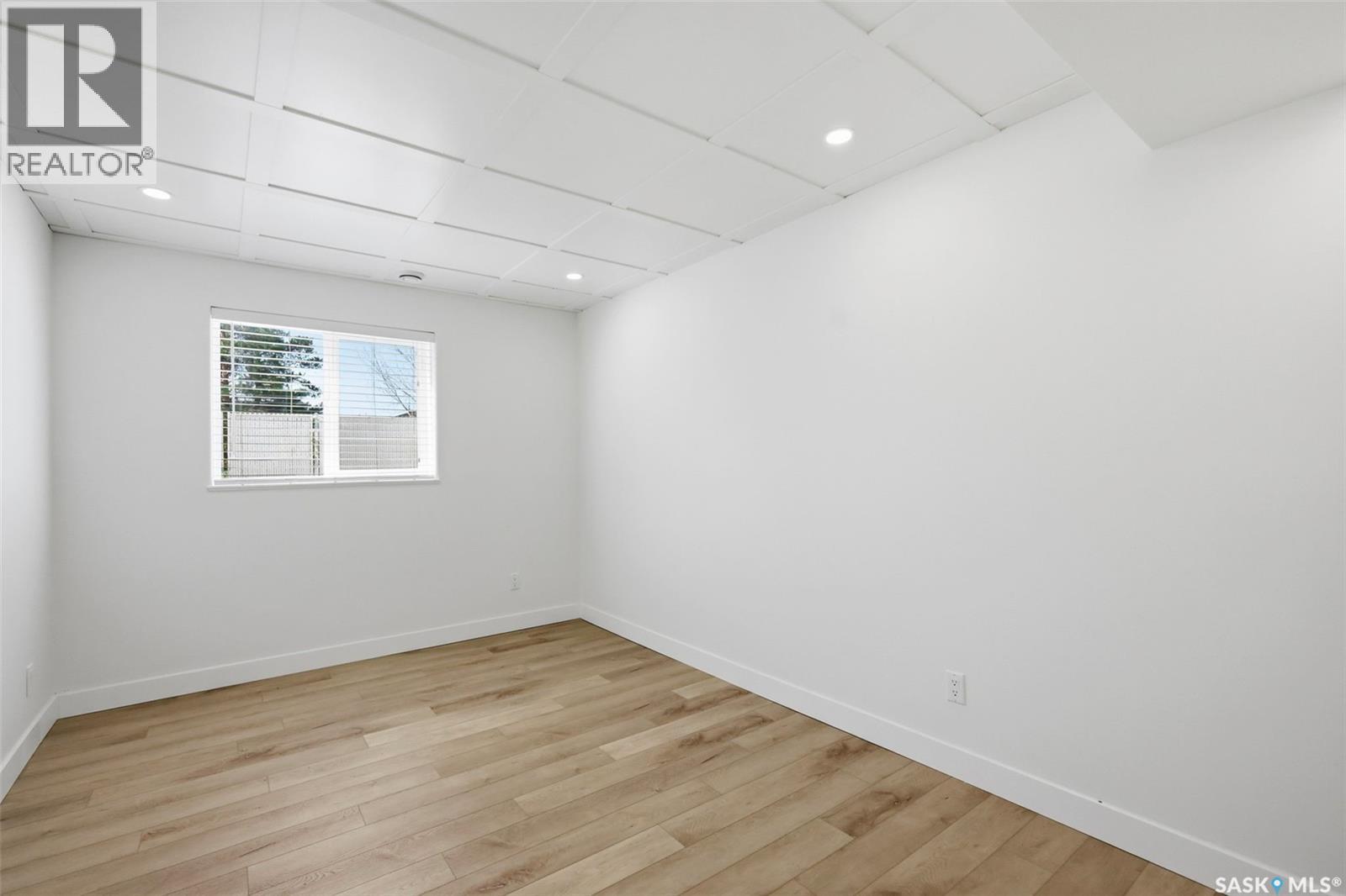 607 Addie CRESCENT - 32