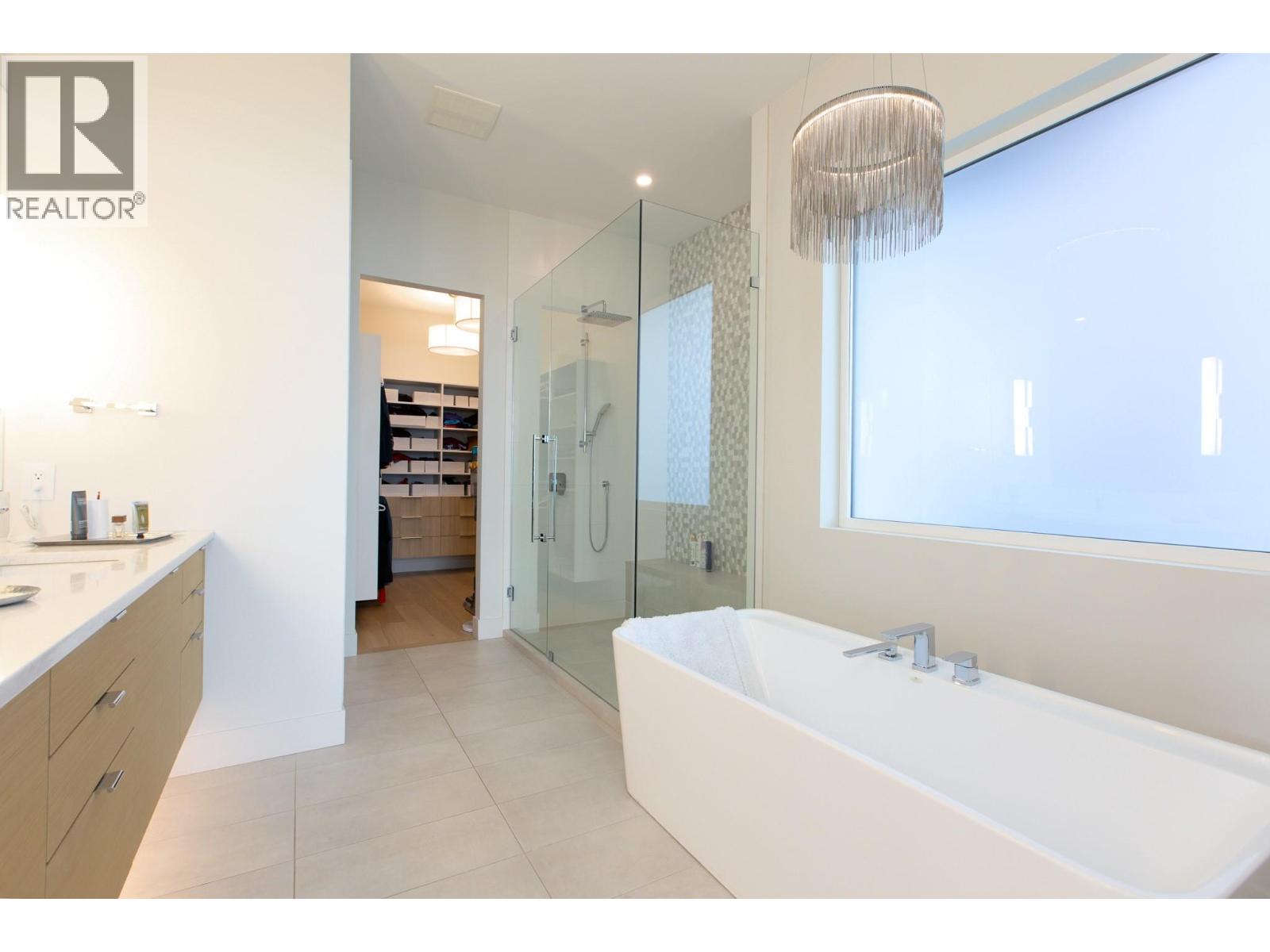 5650 The Edge Place Unit# 108, Kelowna