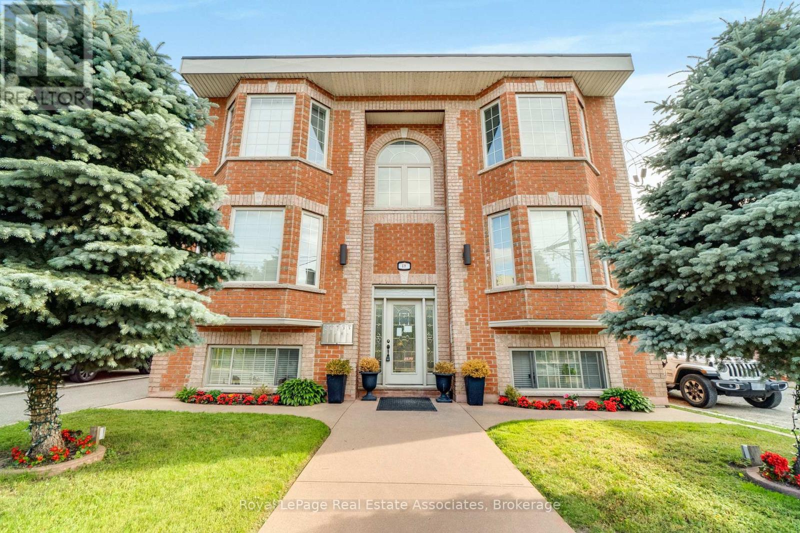 Photo of 48 Mississauga Road