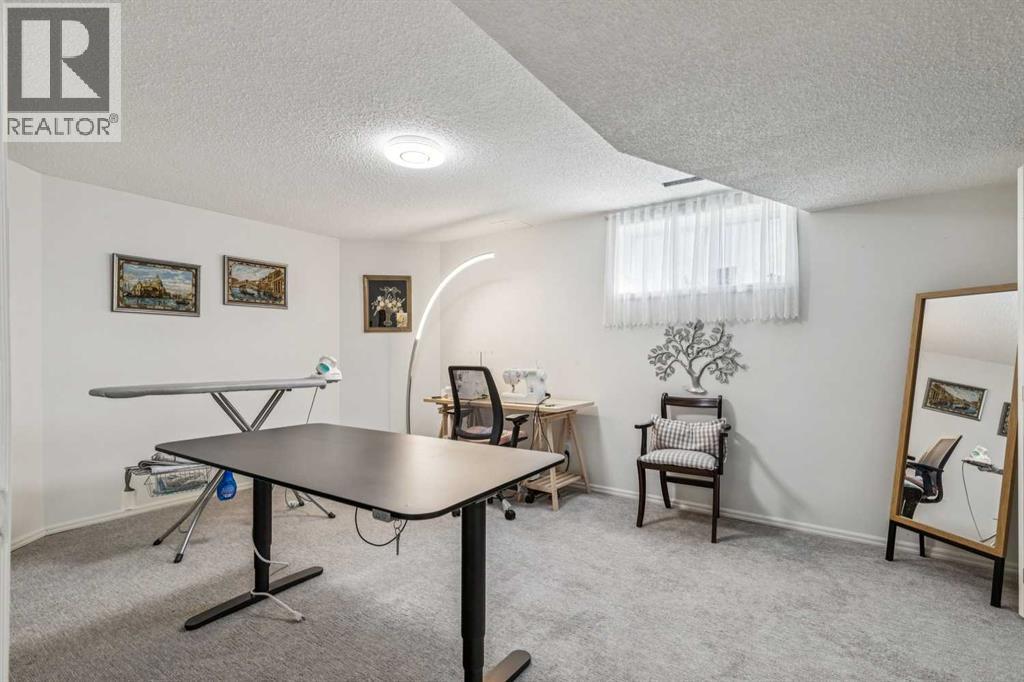 6991 Christie Briar Manor SW - Image 32