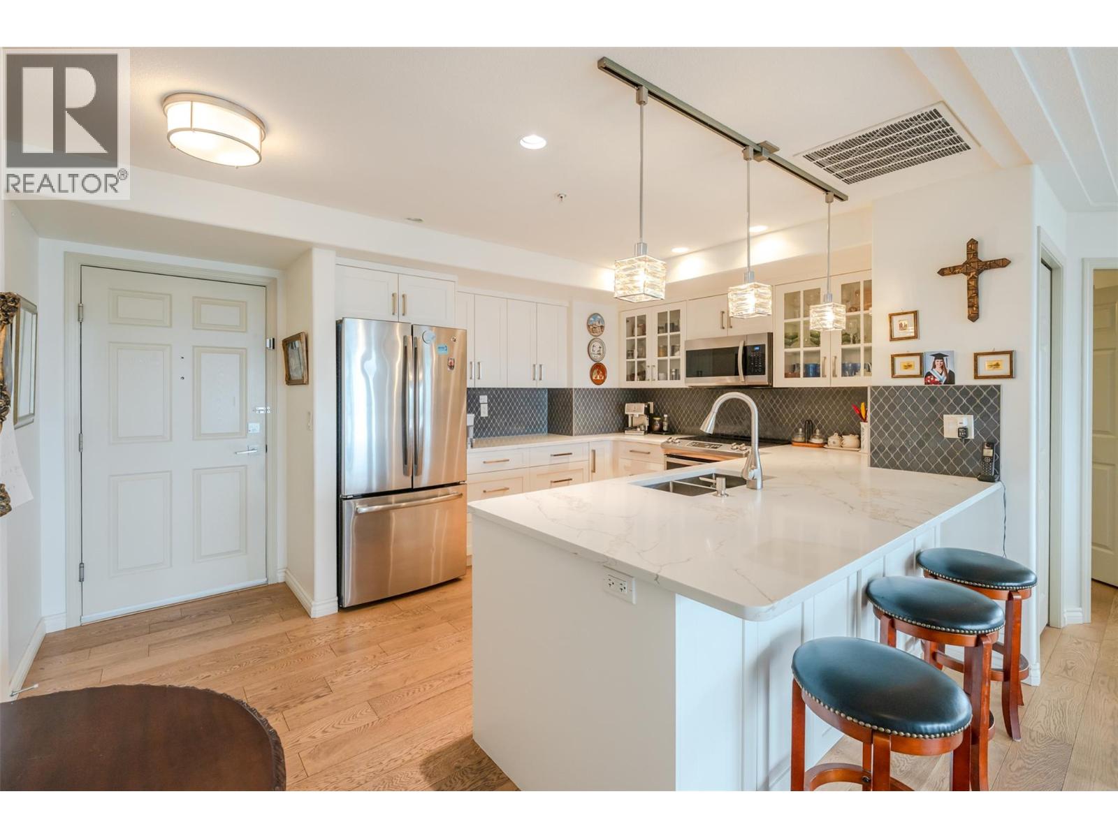 901 2125 Atkinson Street, Penticton