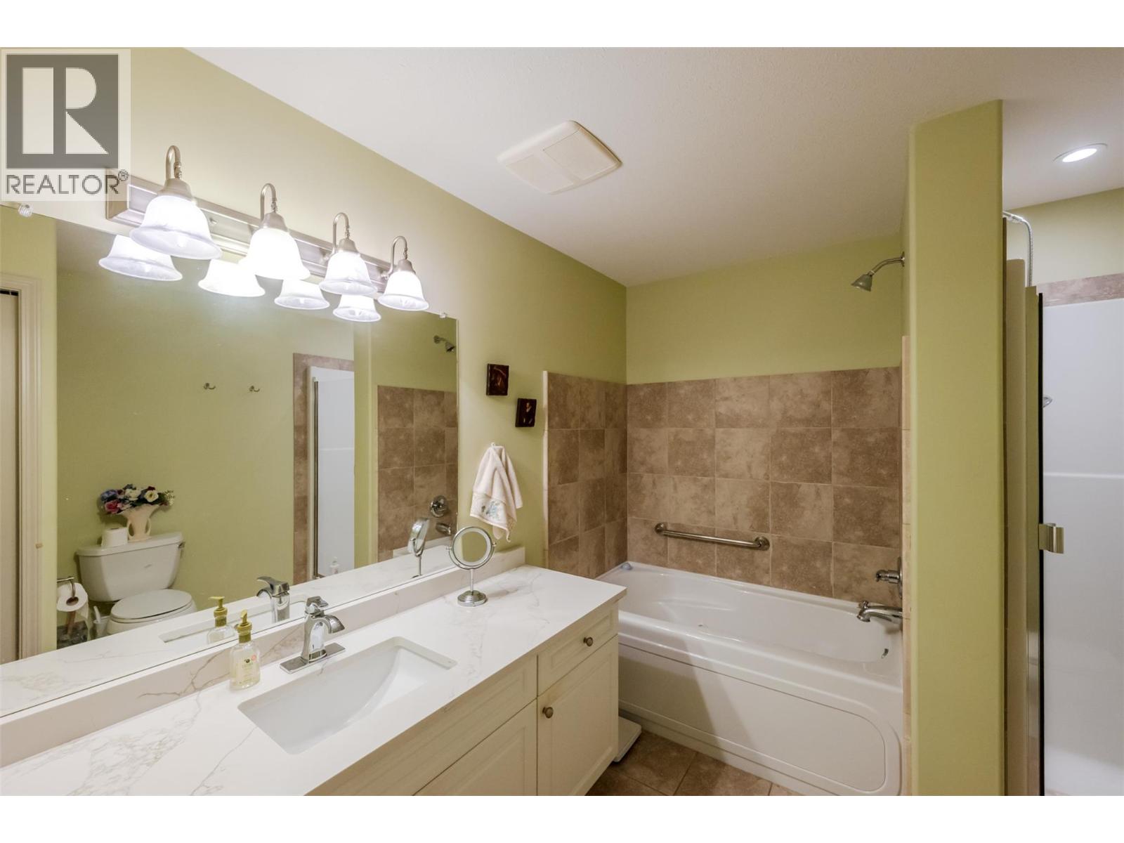 901 2125 Atkinson Street, Penticton