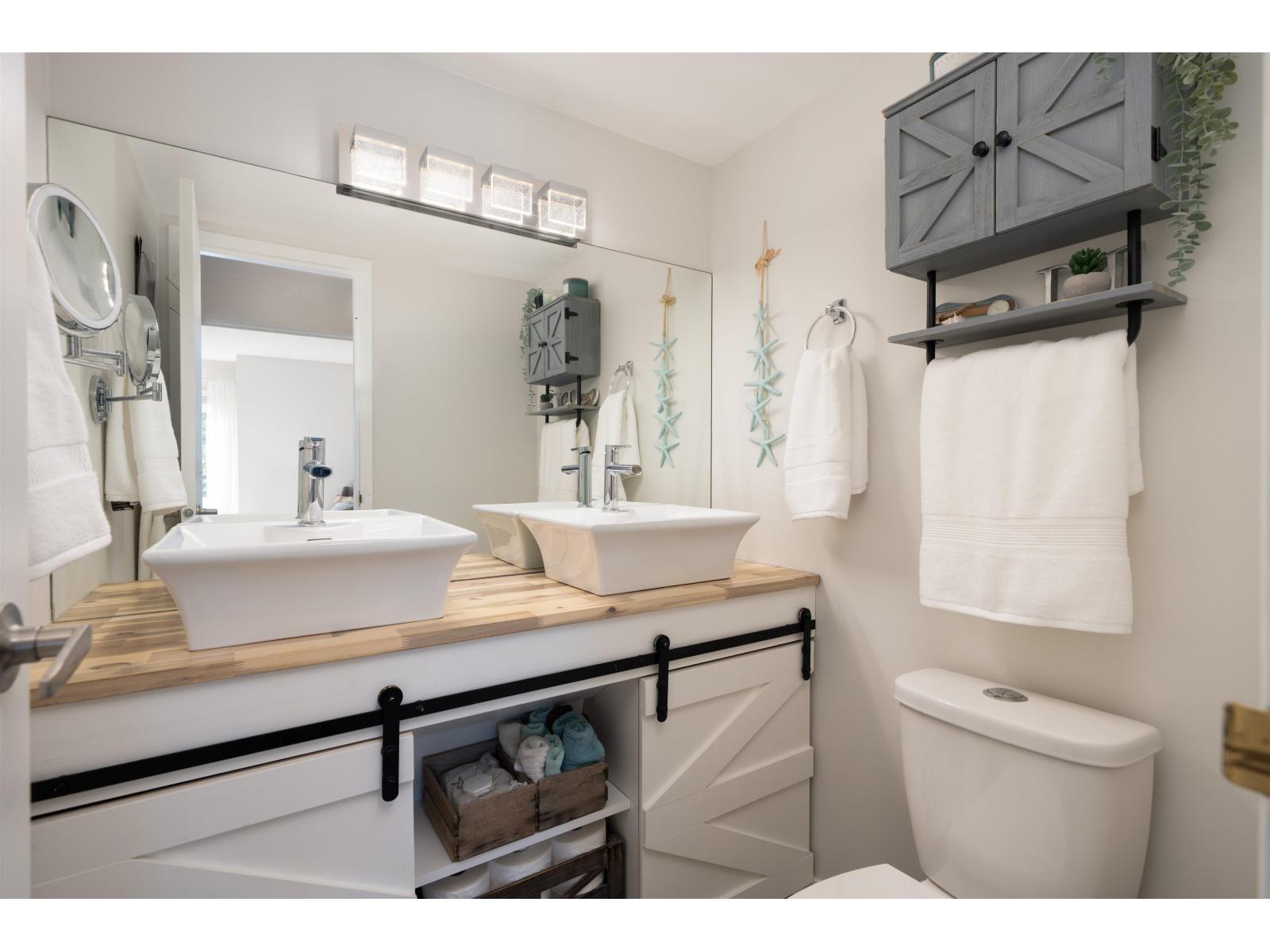 2 Bed, 2 Bath Apartment for Sale in Surrey – 309 1740 SOUTHMERE CRESCENT, Surrey – MLS# R3152214 - Image 13