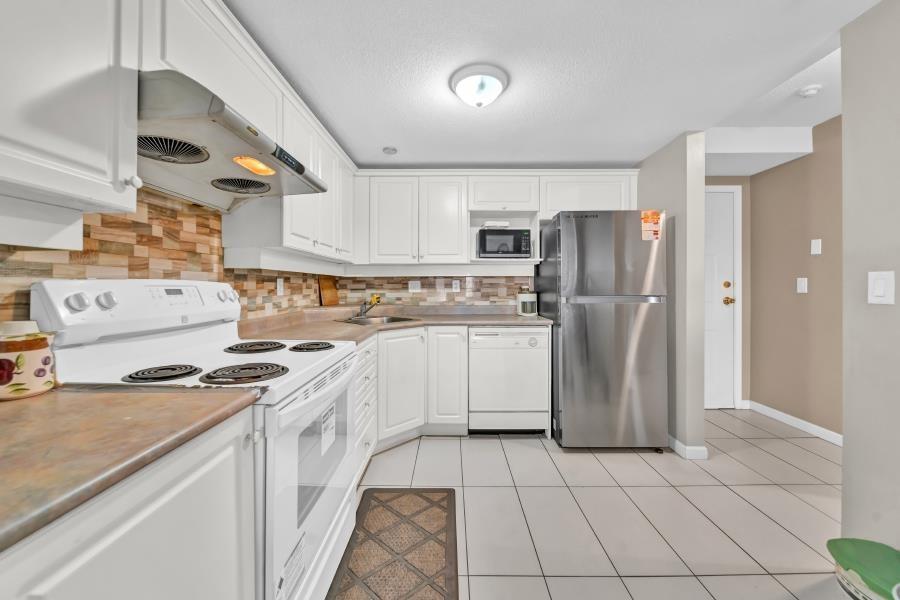 2 Bed, 2 Bath Apartment for Sale in Surrey – 306 13780 76 AVENUE, Surrey – MLS# R3152221 - Image 3